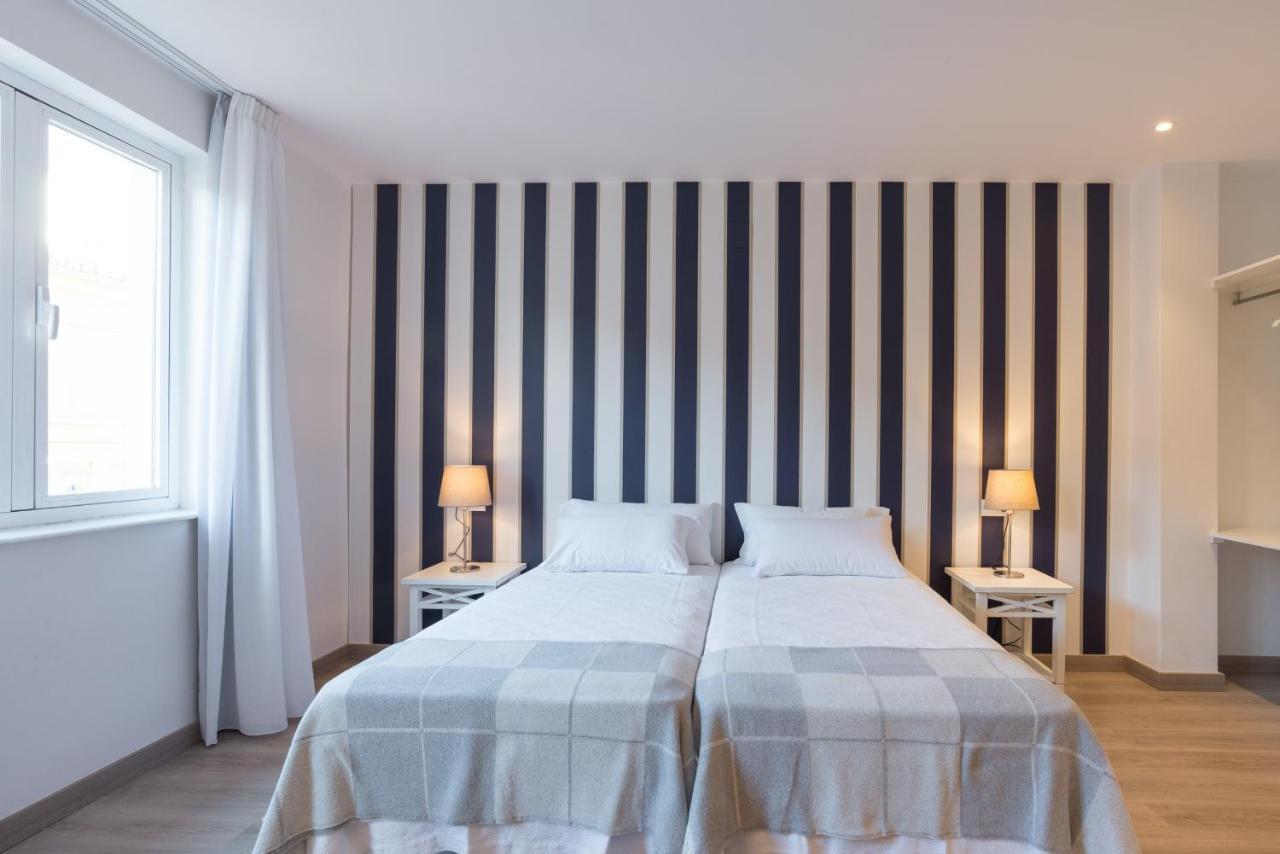 Апартаменты Sharingco Atarazanas Premium Loft VI Малага Экстерьер фото