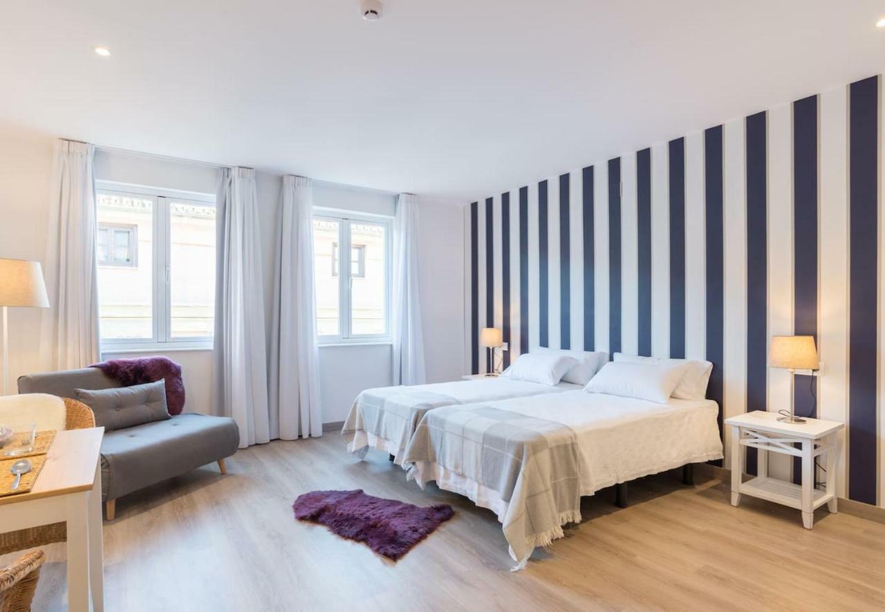 Апартаменты Sharingco Atarazanas Premium Loft VI Малага Экстерьер фото